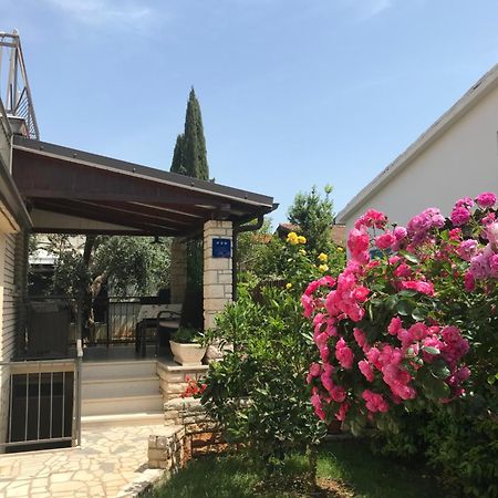 App Sorgo Novigrad (Istria) Exterior foto